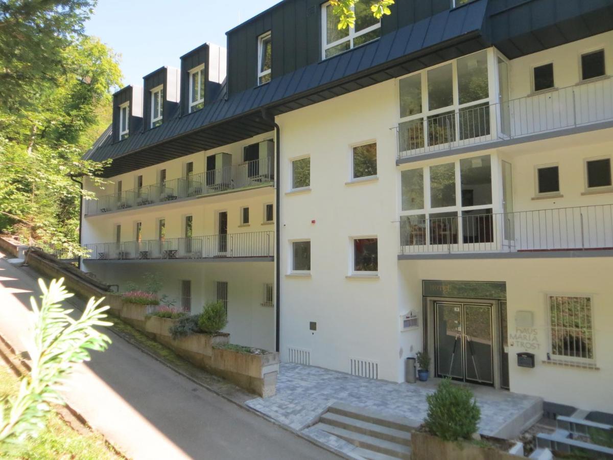 Gaeste- Und Tagungshaus Maria Trost ボイロン エクステリア 写真
