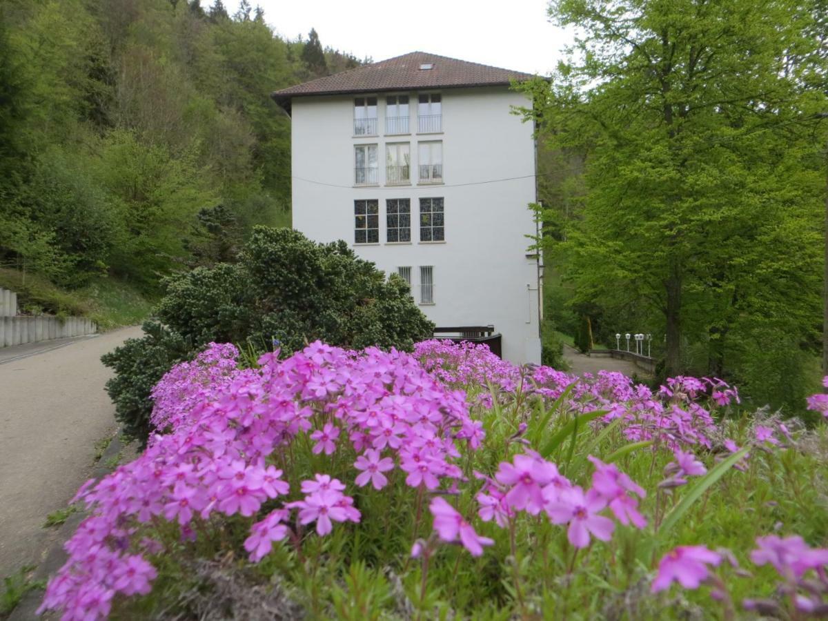 Gaeste- Und Tagungshaus Maria Trost ボイロン エクステリア 写真